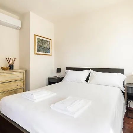 Apartament 7 Min Dalla Stazione - Centro Citta